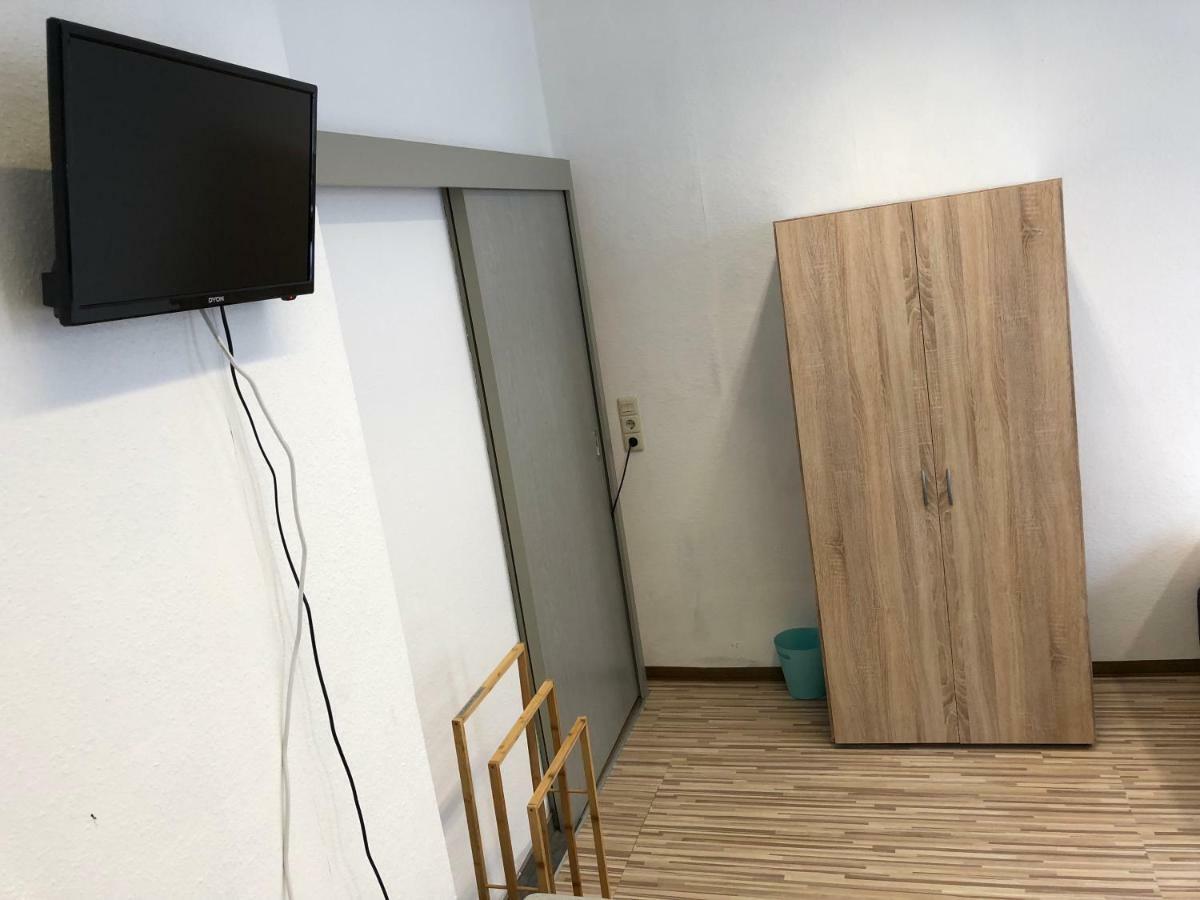 Downtown City - Privaterooms Fürth Екстериор снимка
